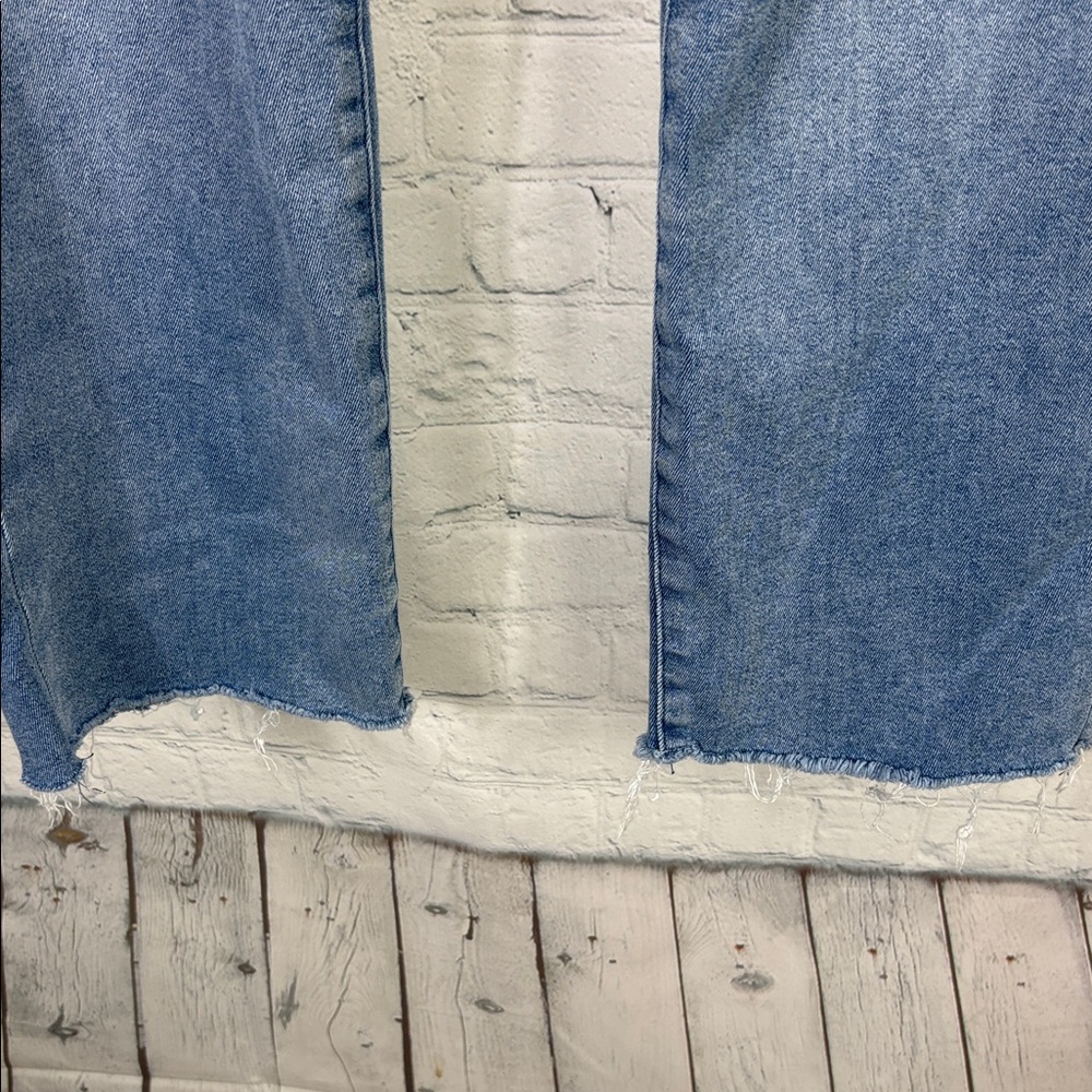GOOD AMERICAN Good Legs Straight Distressed Raw Hem Jeans size 16 - Picture 5 of 11